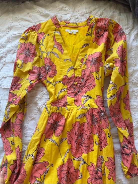 Boden Dresses & Skirts - Boden Yellow Long-Sleeve V-Neck Floral Maxi Dress with Pink Blooms
